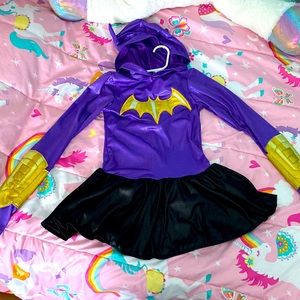 Batgirl size small top